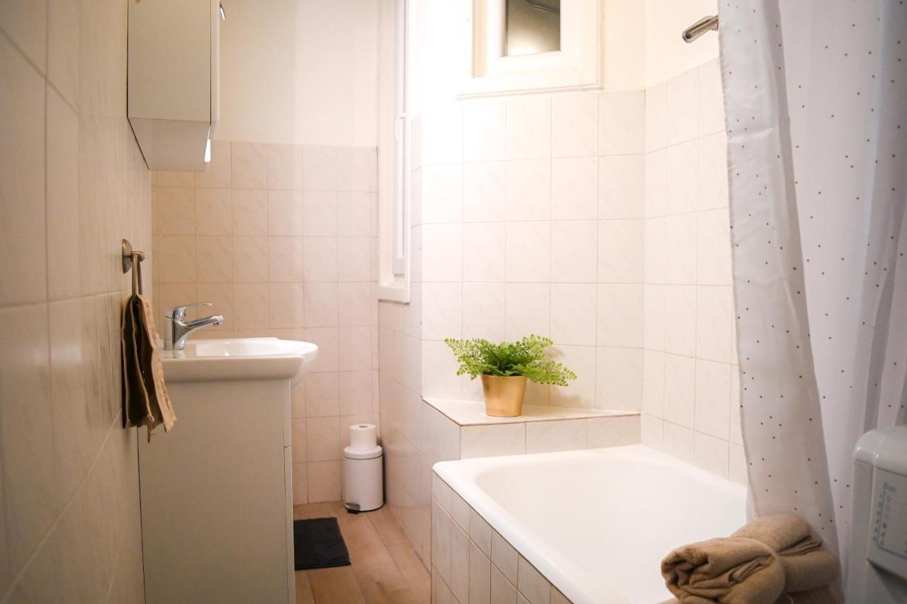 Your Home In Budapest: Cozy, Central & Silent Buitenkant foto